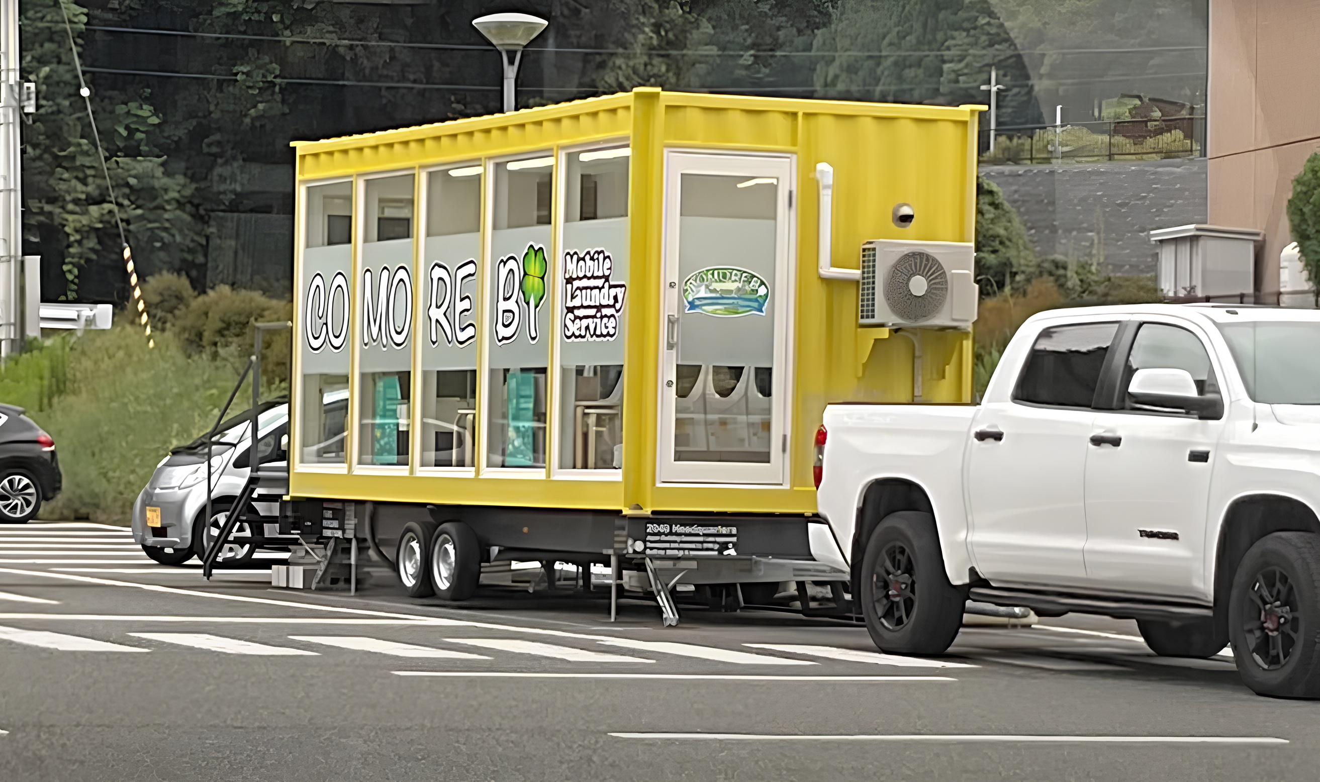 日本の移動式コインランドリー: 車輪付き洗濯機